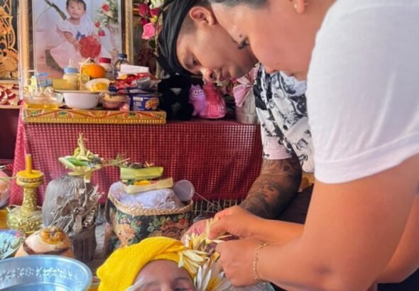 Ajung Vierra melawan Retinoblastoma (kanker mata anak) hingga embusan napas terakhirnya. FOTO: Ayo05/portalbmi.id