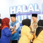 Dimyati saat menghadiri acara halalbihalal keluarga besar Konfederasi Serikat Pekerja Seluruh Indonesia (KSPSI) Indonesia pimpinan Andi Gani Nena Wea (AGN). FOTO: Setda Provinsi Banten
