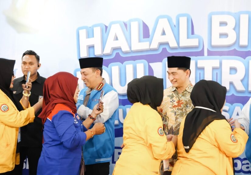 Dimyati saat menghadiri acara halalbihalal keluarga besar Konfederasi Serikat Pekerja Seluruh Indonesia (KSPSI) Indonesia pimpinan Andi Gani Nena Wea (AGN). FOTO: Setda Provinsi Banten