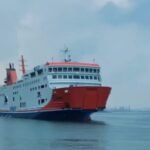 Kapal Motor Penumpang (KMP) Shanaya menjalani uji sandar di Dermaga 3 Pelabuhan Merak pada Rabu (16/4). FOTO: Budi05/portalbmi.id