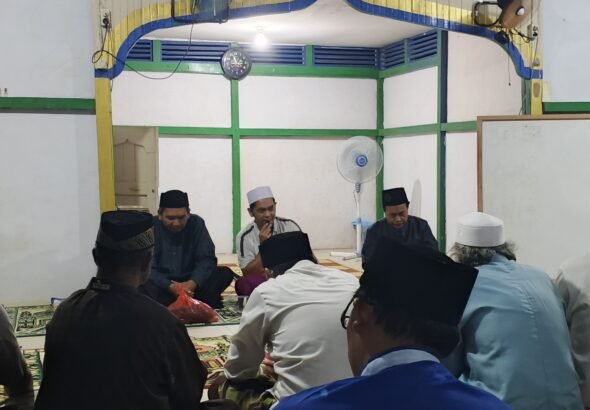 Syeikh Jayadi M. Zaini selaku Mursyid Tarekat Qadiriyah wa Naqsabandiyah (TQN) Khatibiyah Sambas. FOTO: Firdaus06/portalbmi.id