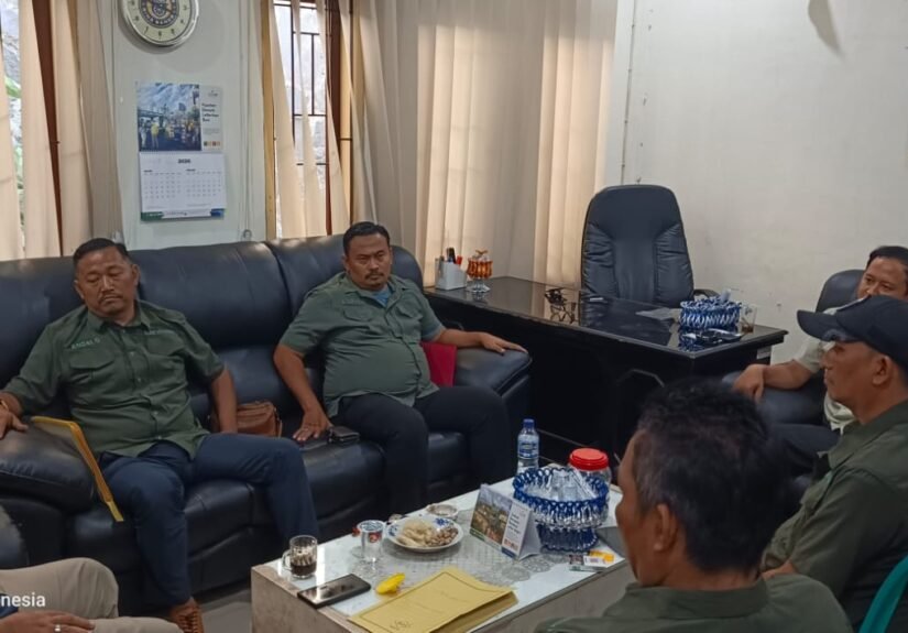 Inisiatif ini menjadi bagian dari strategi pengembangan potensi lokal berbasis kolaborasi antar-kelurahan. Senin (27/04/26). FOTO: Budi05/portalbmi.id