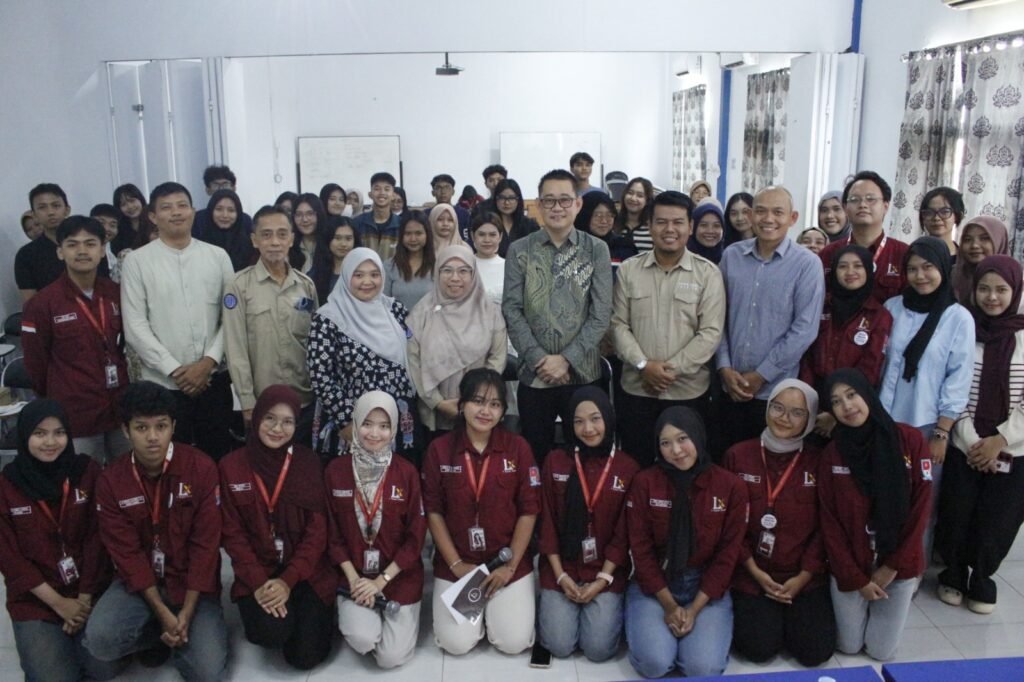 Antusiasme mahasiswa dalam sosialisasi Program Magang di Taiwan. FOTO: Verry Lioe/portalbmi.id