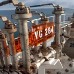 Katup kontrol di dermaga pipa tanker di pabrik gas alam cair (LNG) di Korsakov, Pulau Sakhalin, Rusia pada 17 Februari 2009. Foto: Natalia Kolesnikova/AFP