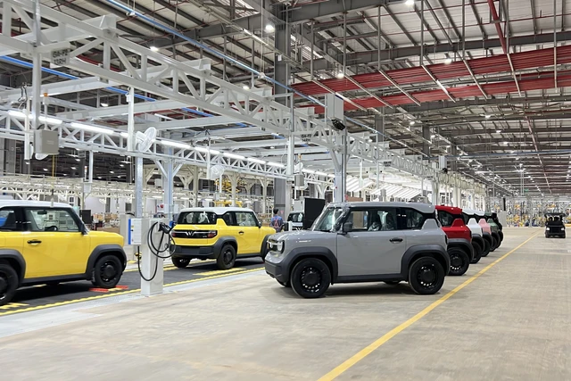 VinFast resmikan fasilitas produksi mobil listrik di Subang Jawa Barat, Senin (15/12/2025). Foto: Laras Kiranasari/kumparan
