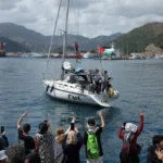 Kru dan kapal Global Sumud Flotilla berkumpul di sebuah pelabuhan sebelum keberangkatan mereka menuju Gaza di Marmaris, Turki, Kamis (14/5/2026). Foto: Mehmet Emin Caliskan/REUTERS