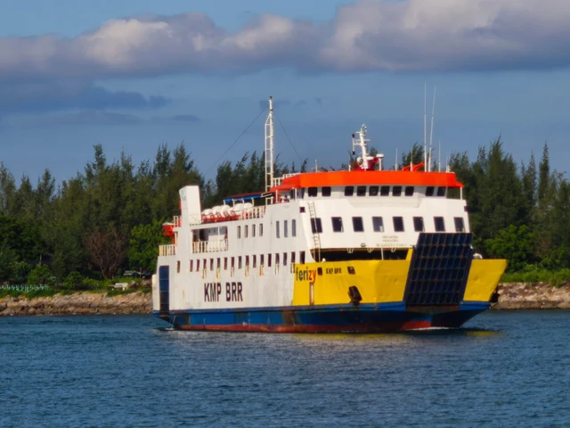 Ilustrasi KMP BRR. Foto: ASDP Indonesia Ferry.