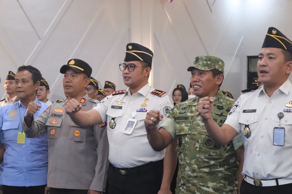 Kalapas Kelas IIA Serang, Riko Stiven, menegaskan komitmen jajarannya dalam menciptakan lingkungan pemasyarakatan yang bersih dari segala kegiatan ilegal. FOTO: Achie06/portalbmi.id