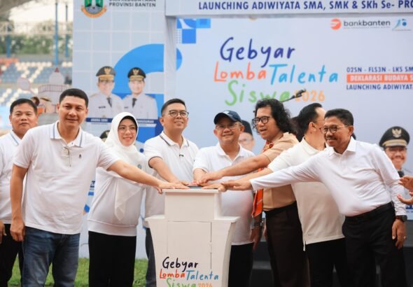 Mu'ti seusai membuka acara Gebyar Lomba Talenta Siswa 2026 O2SN, FLS3N dan LKS yang dirangkaikan dengan deklarasi budaya sekolah aman dan nyaman. FOTO: Setda Banten