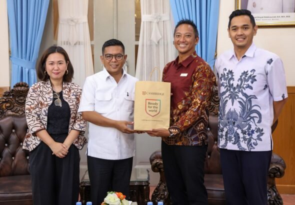 Gubernur Banten Andra Soni menjajaki kerja sama strategis dengan Cambridge School Indonesia guna meningkatkan mutu pendidikan di wilayahnya. FOTO: Setda Banten