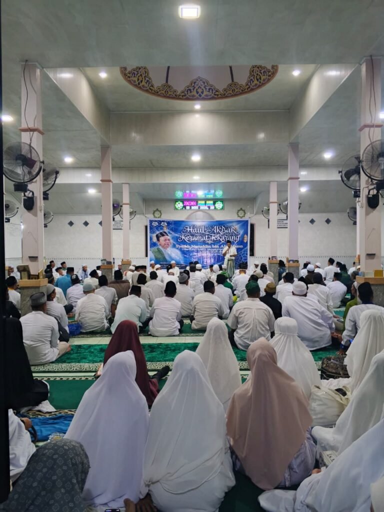 Haul Akbar Perdana Syekh Nurdin yang digelar di Masjid Jami’ Al-Falah, Desa Tekarang, Kabupaten Sambas. FOTO: Firdaus06/PORTALBMI.ID