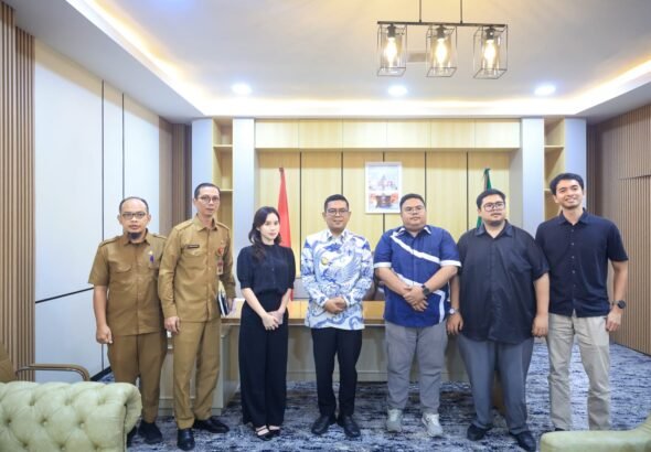 Tangsel Youth Football saat menerima audiensi VAR Media di Kantor Gubernur Banten eks Gedung Balai Latihan Kerja (BLK) Kota Tangerang Selatan, Selasa (19/5/2026). FOTO: Setda Banten/PORTALBMI.ID