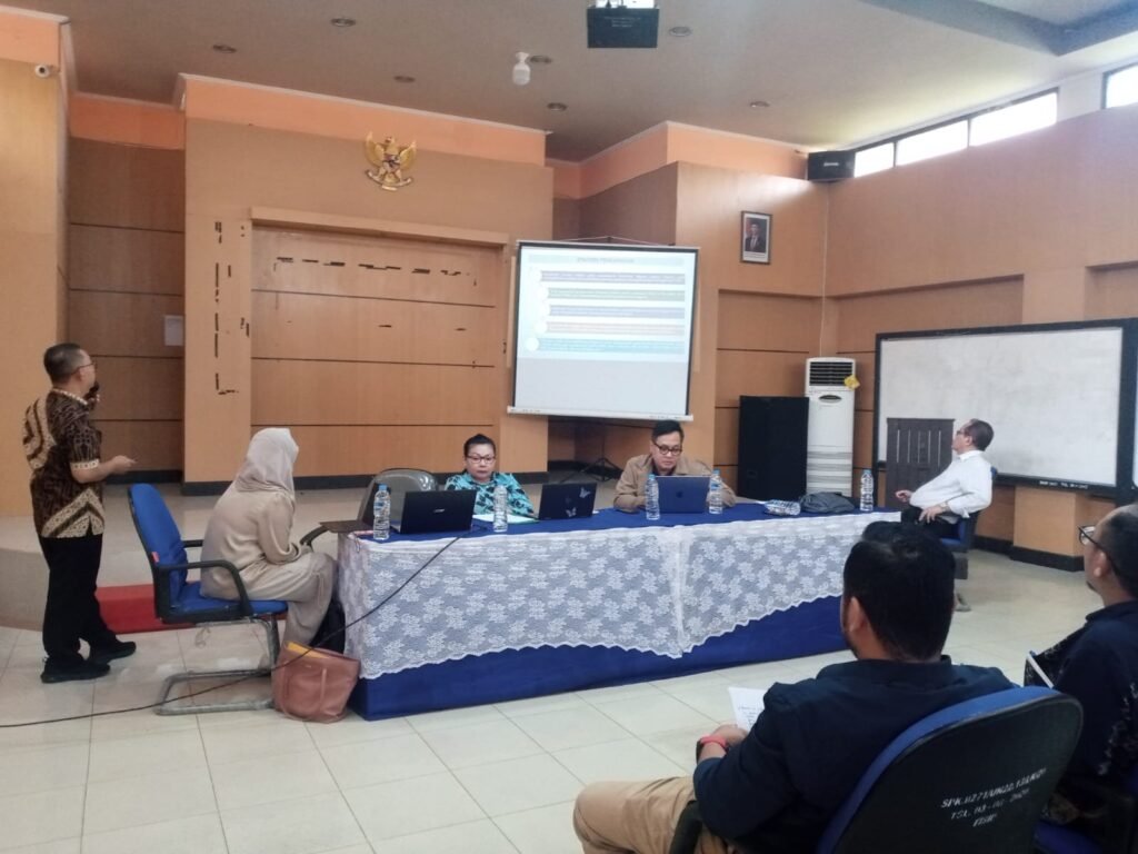 Kolaborasi Akademisi FISIP Untan dan Sekretariat Jenderal DPR RI Gelar FGD Pengawasan Perbatasan Negara di Kalimantan Barat. FOTO: FGD Untan/Firdaus06-PORTALBMI.ID