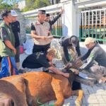 Pemimpin Wilayah Kanwil IX Jakarta 2, Bapak Maryono, panitia kurban serta masyarakat dan tokoh setempat. FOTO: Achie06/PORTALBMI.ID