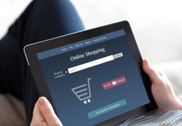 Ilustrasi belanja di toko online kesehatan. Foto: shutterstock
