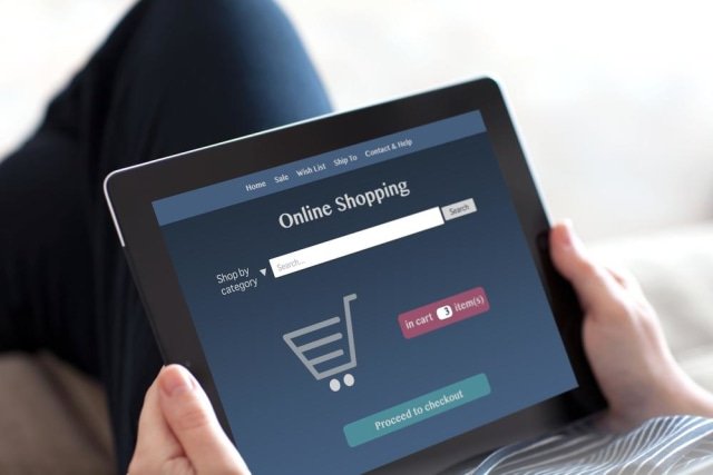 Ilustrasi belanja di toko online kesehatan. Foto: shutterstock