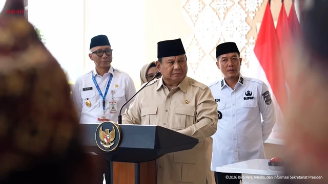 Presiden Republik Indonesia Prabowo Subianto tiba di Krui, Pesisie Barat, Lampung, Rabu (10/6/2026) untuk mersesmikan Rumah Sakit Umum Daerah (RSUD) KH. M. Thohir Krui. Foto: YouTube/ Sekretariat Presiden
