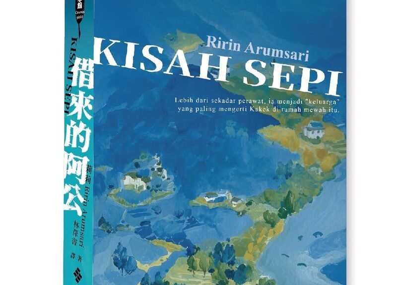 Novel berjudul "Kisah Sepi" memiliki 400 halaman, berbahasa Mandarin dan Indonesia. (Sumber Foto : Ririn).