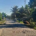 Akses penghubung antara Kecamatan Teluk Keramat (Sekura) dan Kecamatan Tebas via Sungai Baru kini menjadi sorotan tajam masyarakat. FOTO: Aef05/PORTALBMI.ID