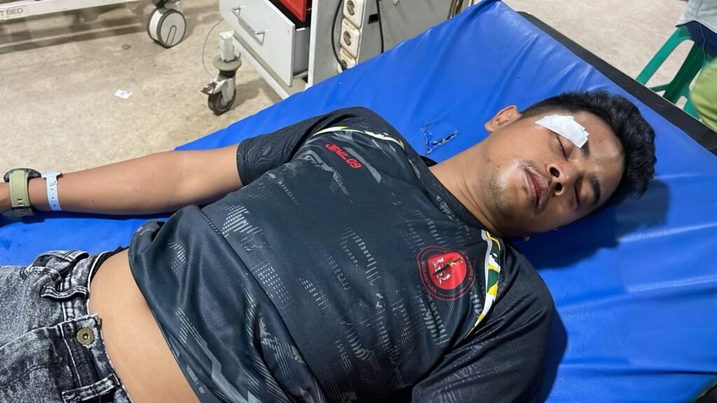 Dua personel Satuan Brimob Polda Banten mengalami luka serius setelah menjadi korban pengeroyokan dan pembacokan Debt collector di jl raya Serang. FOTO: Achie06/PORTALBMI.ID