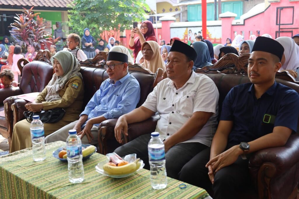 Pelepasan siswa-siswi Kelas VI SD Negeri Angsoka yang digelar di halaman sekolah, Selasa (9/6/2026). FOTO: Achie06/PORTALBMI.ID