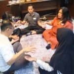 Kelas yang dipandu langsung oleh Master Sukma Pyrous, pendiri Wadah Tempa Spiritual Sukma Pyrous (WTSSP). FOTO: Allung06/PORTALBMI.ID