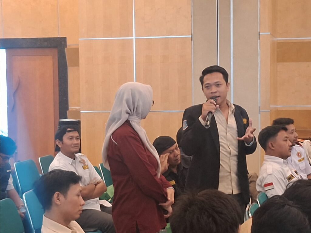 Kampanye dan Penggerakan Masyarakat untuk Hidup Sehat yang diikuti sekitar 120 peserta dari Karang Taruna se-Tangsel dan Saka Bakti Husada Pramuka di Puspemkot Tangsel, Kamis (11/6). FOTO: Henny06/PORTALBMI.ID