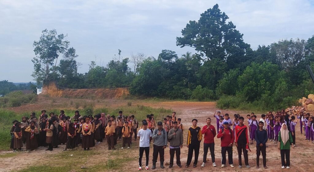Gugus Depan (Gudep) SDN 5 Mentibar dan SDN 12 Bentunai Kec. Selakau sukses menggelar kegiatan Latihan Gabungan (Latgab). FOTO: Aef05/PORTALBMI.ID