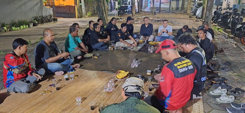 Sejumlah organisasi kerelawanan di Kecamatan Pondok Aren menggelar pertemuan kolaborasi silaturahmi pada Sabtu (20/6/2026) malam. FOTO: Henny06/PORTALBMI.ID