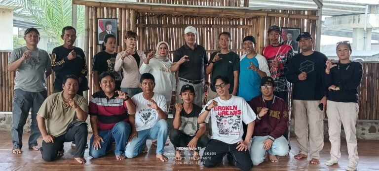 Masyarakat Pamulang resmi menginisiasi gerakan baru bernama Gerak Emas (Gerakan Aksi Ekonomi Masyarakat Sejahtera). FOTO: Henny06/PORTALBMI.ID