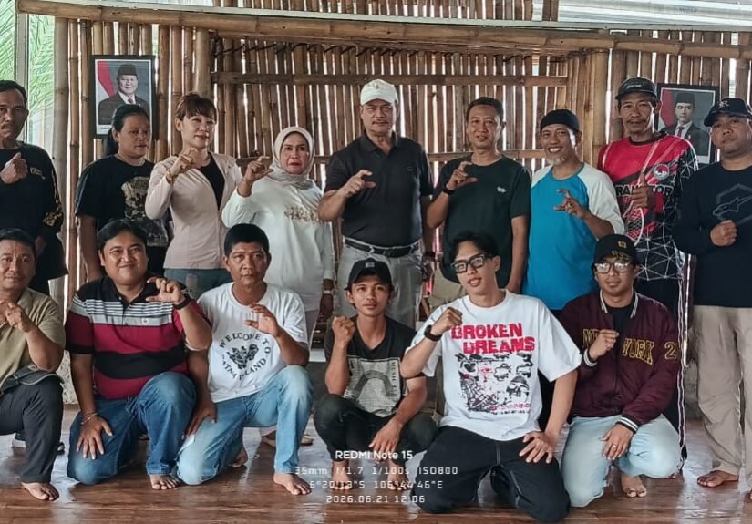 Masyarakat Pamulang resmi menginisiasi gerakan baru bernama Gerak Emas (Gerakan Aksi Ekonomi Masyarakat Sejahtera). FOTO: Henny06/PORTALBMI.ID