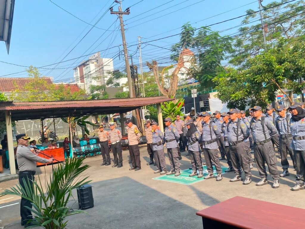 HUT Bhayangkara ke-80 tahun 2026, Polsek Purwokerto Utara, Polresta Banyumas, menggelar lomba PBB bagi anggota Linmas se-Kecamatan Purwokerto Utara. FOTO: PORTALBMI.ID/Humas Polresta Banyumas