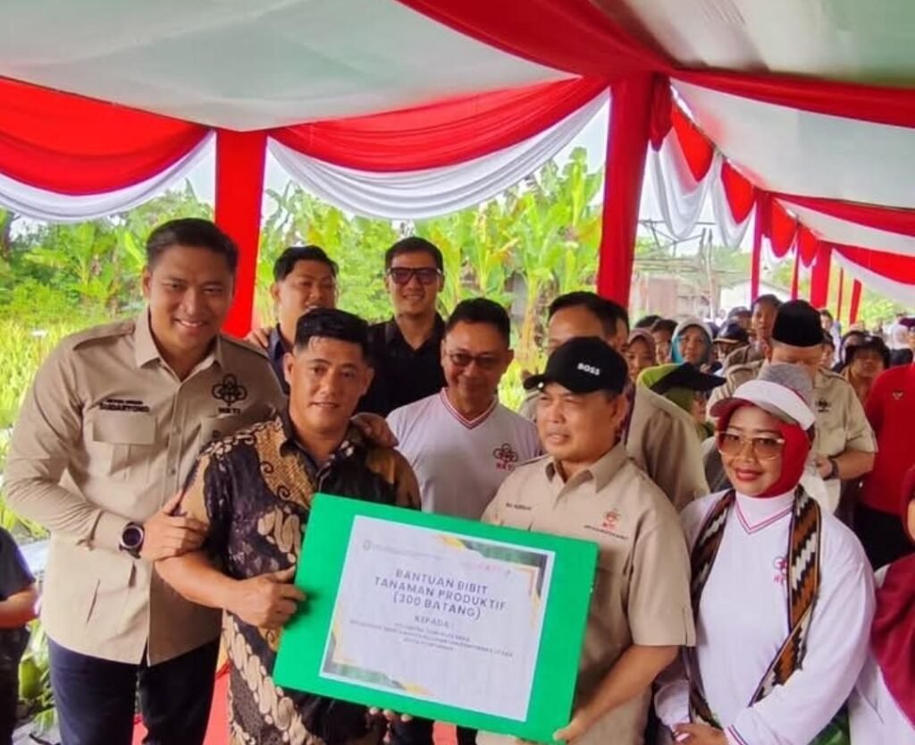 Dinas Ketahanan Pangan Provinsi Kalimantan Barat turut berpartisipasi dalam kegiatan Panen Bersama Aloe Vera yang diselenggarakan oleh HKTI Kalbar. FOTO: Aef05/PORTALBMI.ID