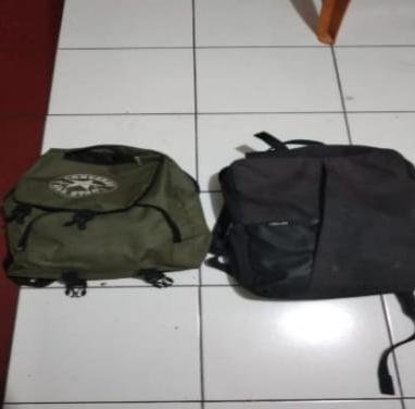 Barang Bukti yang dipakai kedua pelaku pencurian. FOTO: Humas Polresta Banyumas