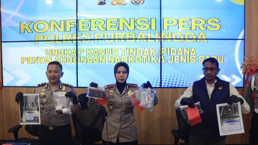 Satuan Reserse Narkoba (Satresnarkoba) Polres Purbalingga berhasil mengungkap tiga kasus penyalahgunaan narkotika jenis sabu. FOTO: Humas Polres Purbalingga