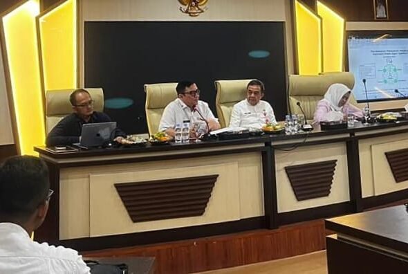 Pelayanan publik dengan memperluas akses pembayaran Pajak Kendaraan Bermotor (PKB) melalui penyediaan ribuan payment point yang akan tersebar hingga tingkat desa dan kelurahan. FOTO: Achie06/PORTALBMI.ID