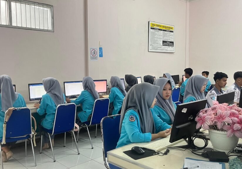 SMK Nurul Huda Kabupaten Serang yang mengalami peningkatan jumlah peserta didik sekaligus kepastian pembiayaan operasional sekolah. FOTO: Setda Prov Banten/PORTALBMI.ID