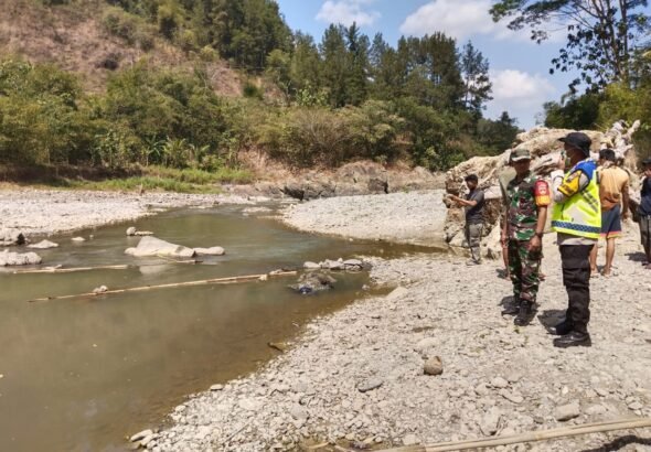 Aliran Sungai Lukulo, tepatnya di bawah Jembatan Mangir, Desa Wonotirto, Kecamatan Karanggayam, Minggu, 19 Juli 2026. FOTO: Humas Polres Kebumen/PORTALBMI.ID
