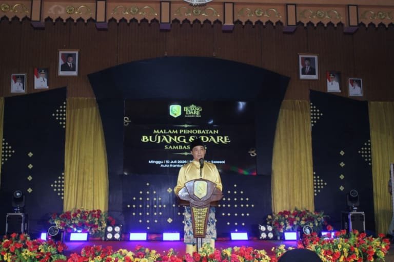 Apresiasi dan ucapan terima kasih kepada DPRD Kabupaten Sambas atas kehadiran dalam malam puncak Pemilihan Bujang Dare Sambas 2026. FOTO: Aef05/PORTALBMI.ID