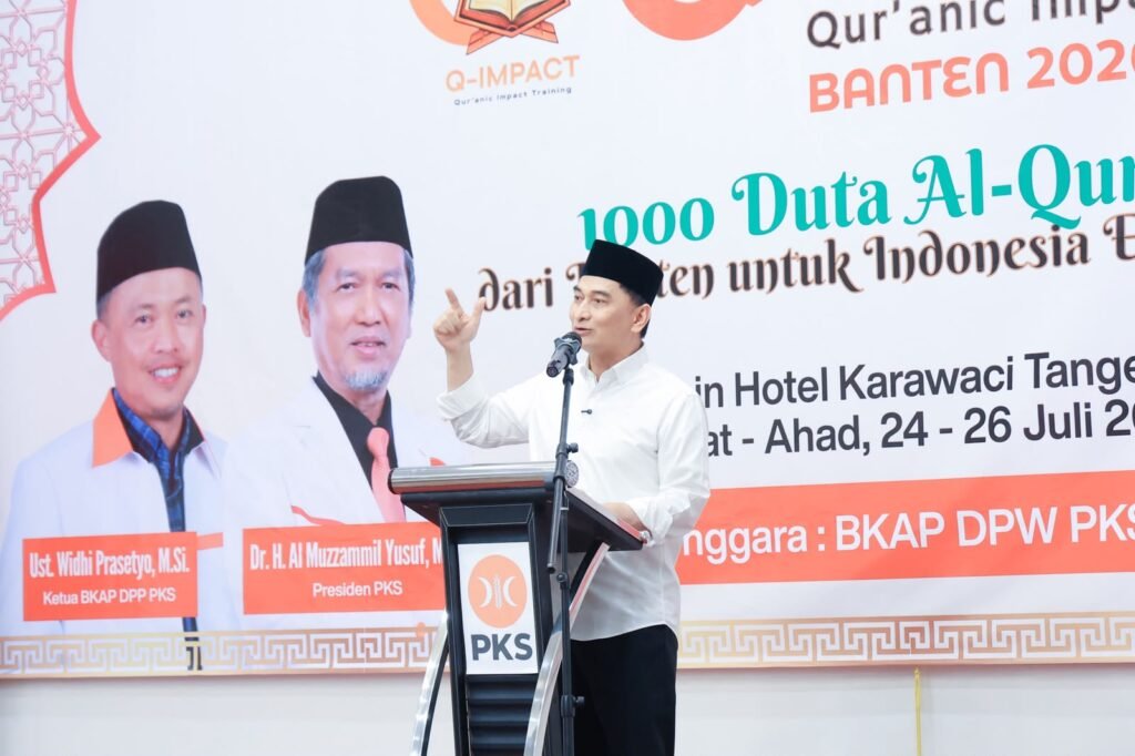 Achmad Dimyati Natakusumah menutup kegiatan Qur'ani Impact Training Banten 2026 bertajuk "1000 Duta Al-Qur'an dari Banten untuk Indonesia Emas 2045. FOTO: Setda Prov Banten/PORTALBMI.ID