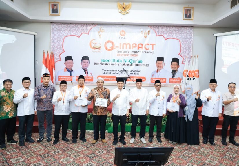 Achmad Dimyati Natakusumah menutup kegiatan Qur'ani Impact Training Banten 2026 bertajuk "1000 Duta Al-Qur'an dari Banten untuk Indonesia Emas 2045. FOTO: Setda Prov Banten/PORTALBMI.ID