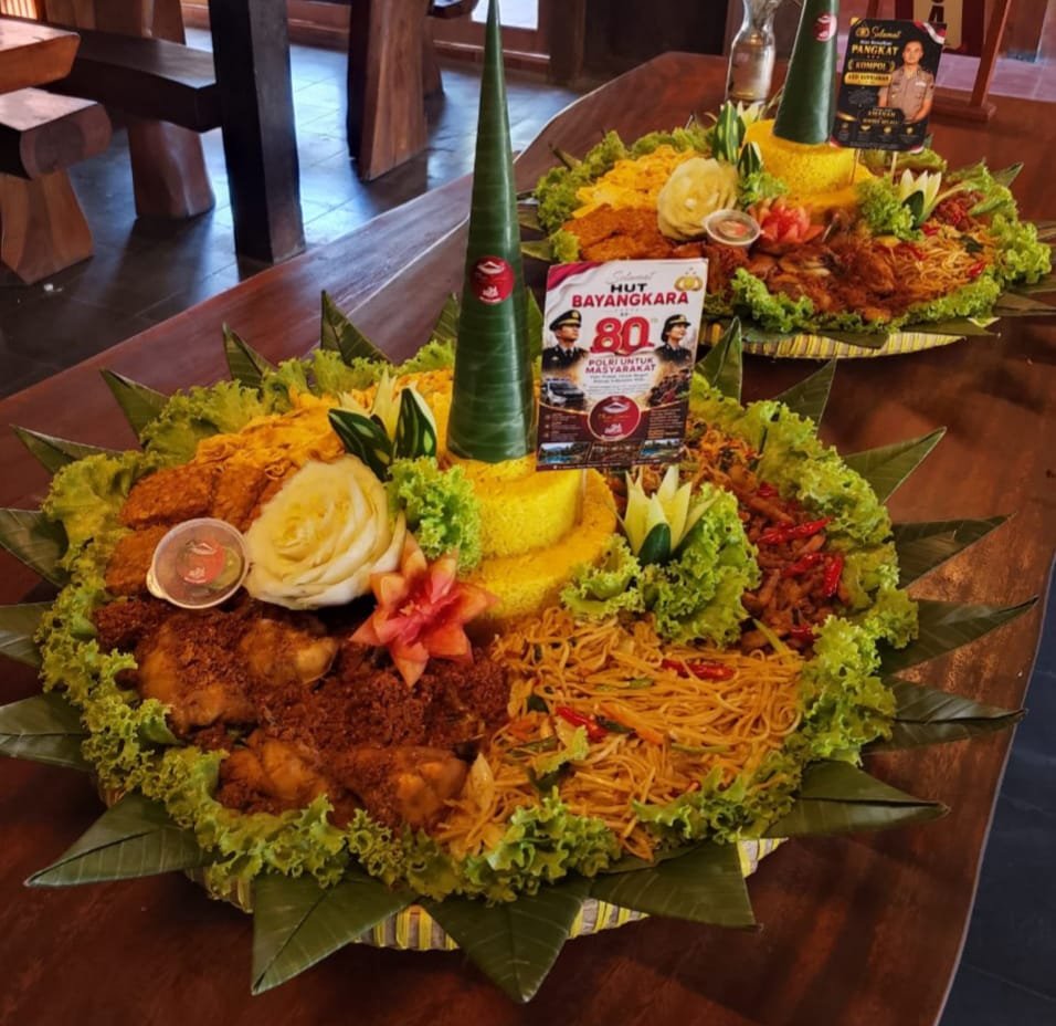 Sebuah destinasi kuliner dan rekreasi mulai menarik perhatian warga dan wisatawan: TLASA Svarna Resto Cafe & Swimming Pool. FOTO: Imam06/PORTALBMI.ID
