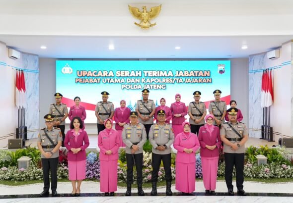Sertijab 22 Pejabat Polda Jateng, Langkah Strategis Perkuat Soliditas dan Pelayanan Publik. FOTO: Bid Humas Polda Jateng/PORTALBMI.ID