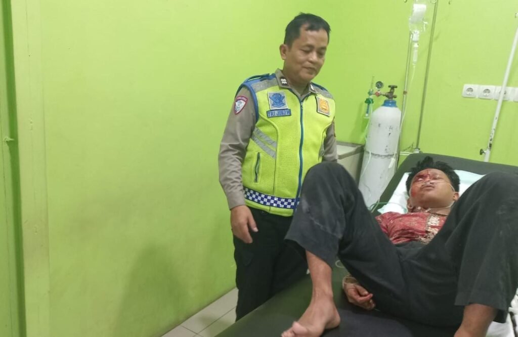 Lakalantas menimpa seorang pelajar yang mengendarai sepeda motor. FOTO: Humas Polres Purbalingga