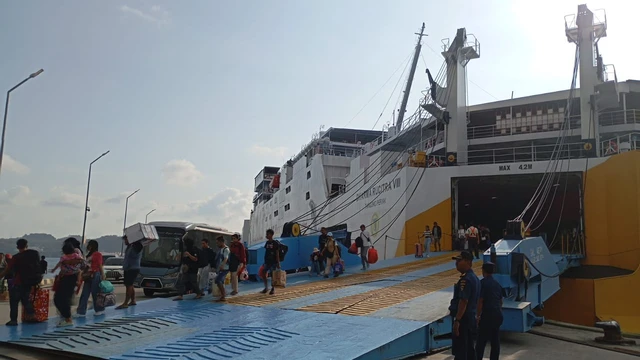 Pelindo memastikan layanan di sejumlah pelabuhan di NTT berangsur normal pascagempa bumi. Foto: dok. Istimewa