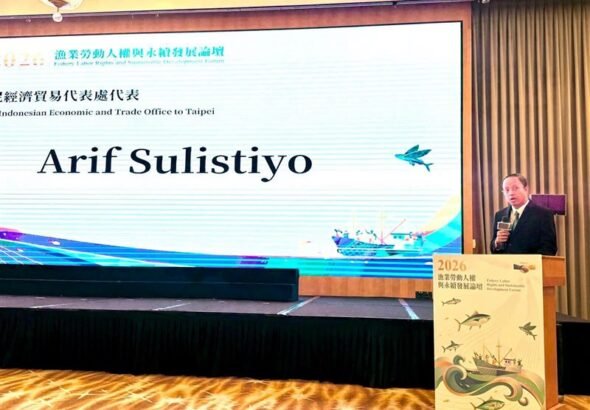 Dalam sambutannya, Arif Sulistiyo, kepala KDEI menekankan beberapa hal penting mengenai perlindungan dan kesejahteraan pekerja migran perikanan Indonesia. (Sumber Foto : KDEI Taipei)