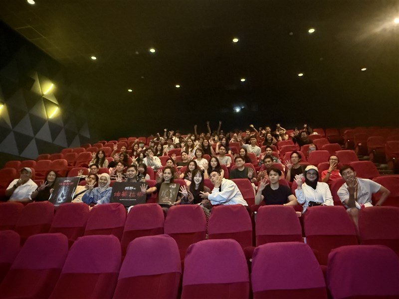 Sebanyak 80 orang Indonesia di Taiwan utara nobar film The Rope Curse 4: Kuntilanak di Zhongli. (Sumber Foto : CNA, 23 Agustus 2026).
