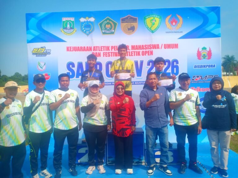 Pembukaan kejuaraan dihadiri Bupati Pandeglang, Hj. Rd Dewi Setiani, yang memberikan dukungan terhadap upaya pembinaan olahraga, khususnya cabang atletik. FOTO: Gofur06/PORTALBMI.ID