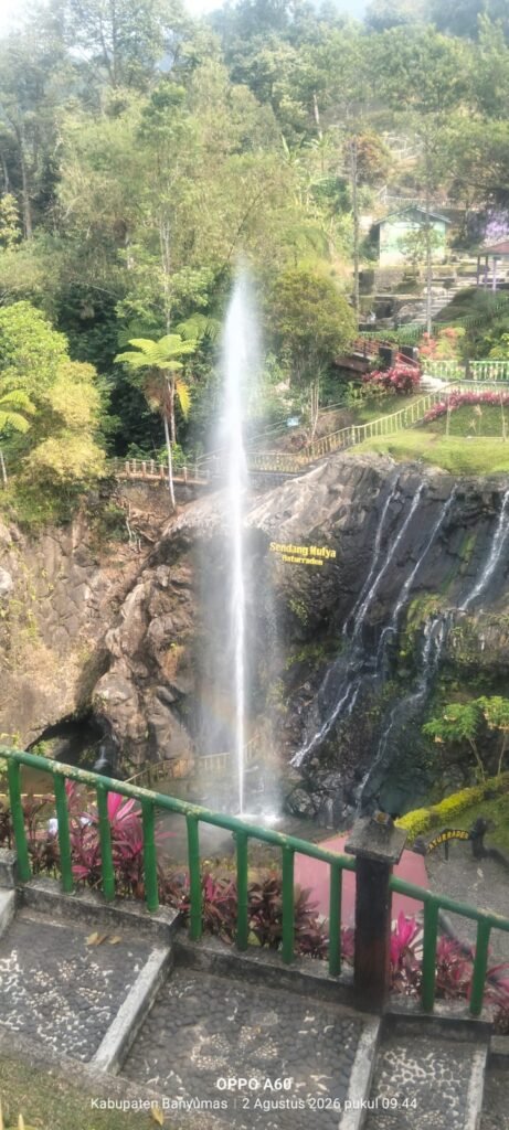 Baturaden  salah satu destinasi wisata terindah di Kabupaten Banyumas. Terletak di lereng selatan Gunung Slamet. FOTO: Imam06/PORTALBMI.ID