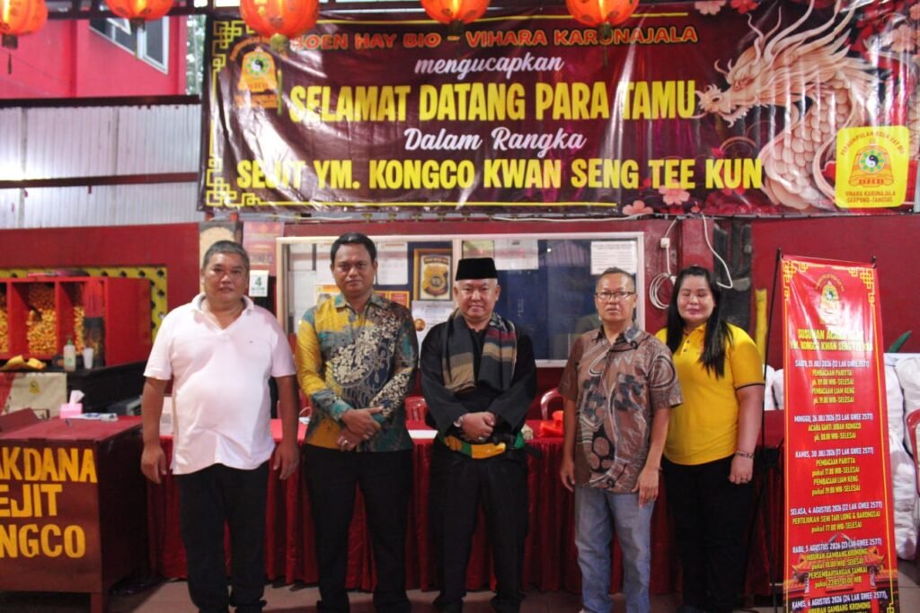 Perayaan HUT Vihara Boen Hay Bio di Serpong Berlangsung Meriah, Dimeriahkan Penampilan Seni Pencak Silat  (PGPTS). FOTO: PORTALBMI.ID